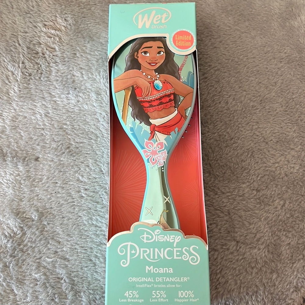 Disney wet brush Moana brand new